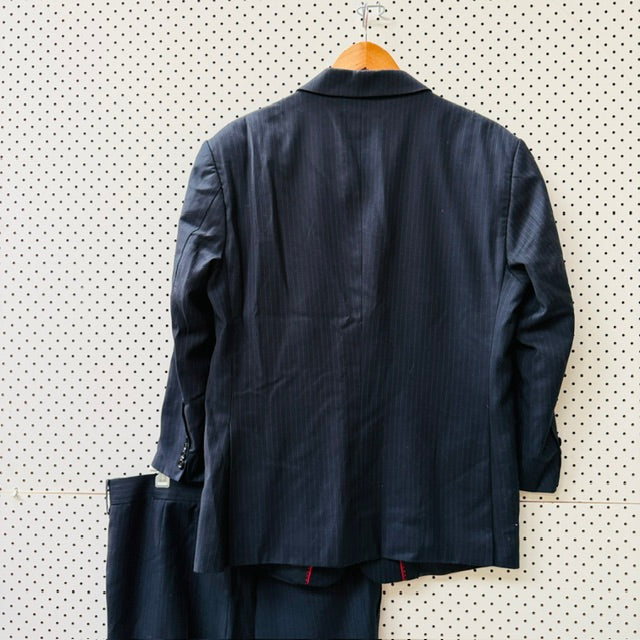 Taylormade nz / suit / wool/cashmere/silk pinstriped grey / s (3915872006443383074)