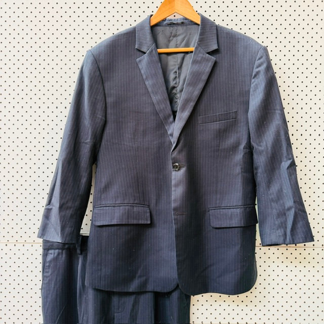 Taylormade nz / suit / wool/cashmere/silk pinstriped grey / s (3915872017584964759)
