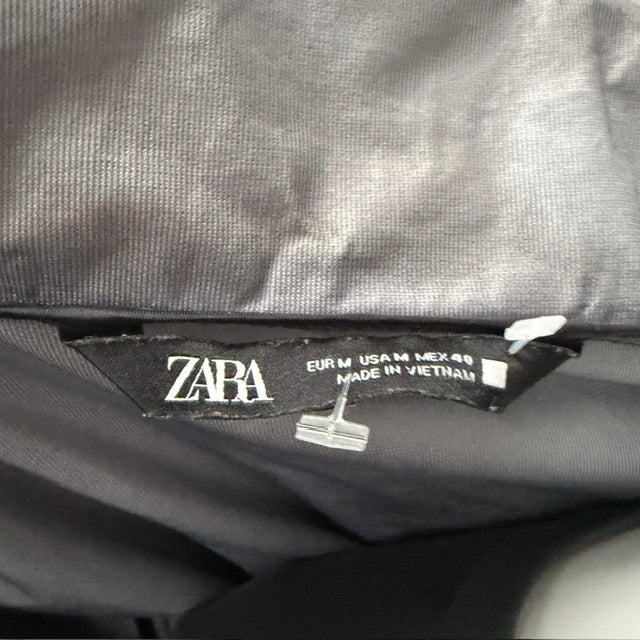 ZARA / parka or raincoat / m (3915983817018254365)