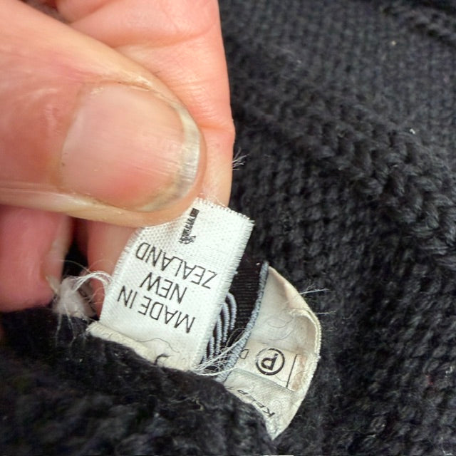 1990s nz vintage / NOM*D / black wool jumper / s (3916143010875165136)