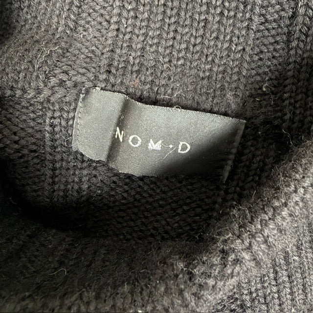 1990s nz vintage / NOM*D / black wool jumper / s (3916143014139829972)