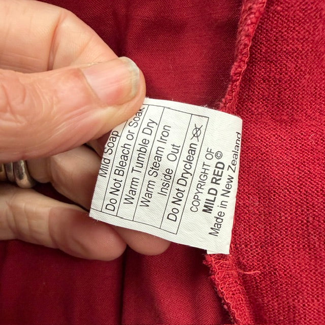 2000s nz vintage / MILD RED / draped sleeveless vest / m (3916143039237085934)