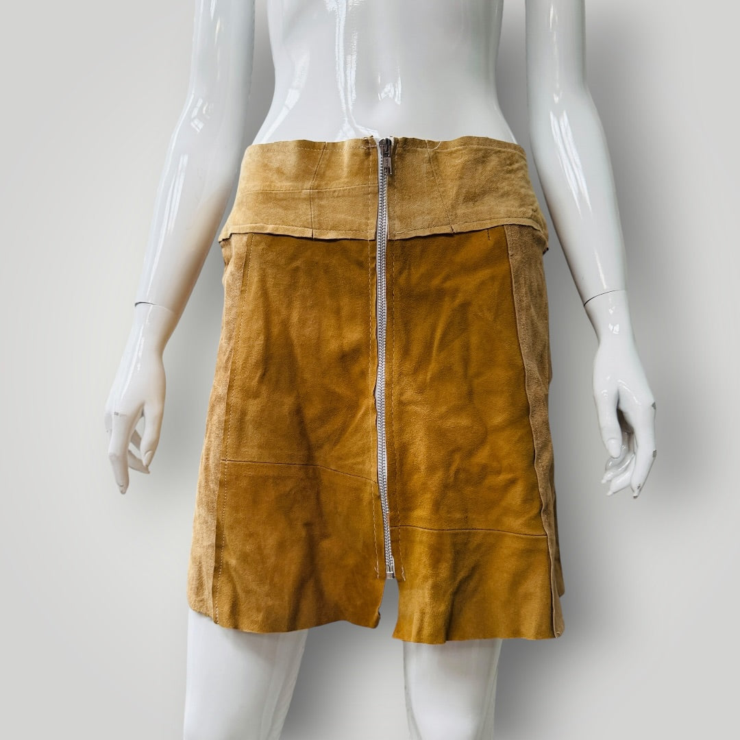 Milk It / brown suede leather mini skirt / s (3916143555294039237)