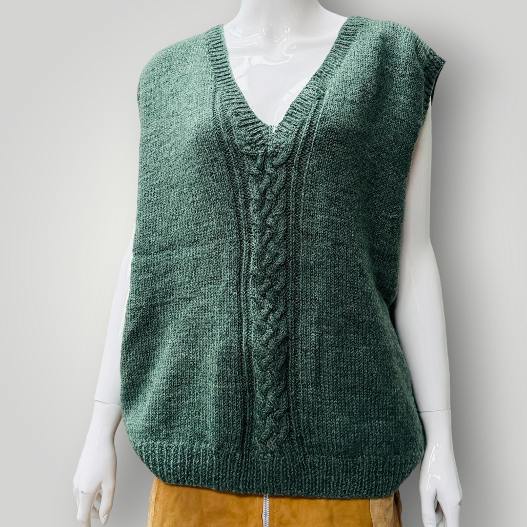hand knitted / forrest green wool vest / m/l (3916143556960147254)