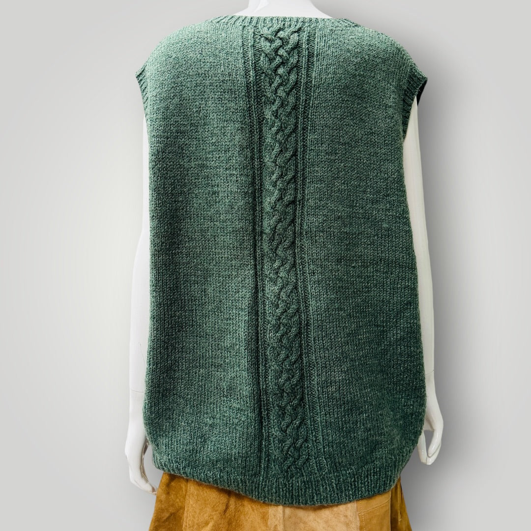 hand knitted / forrest green wool vest / m/l (3916143558627279875)