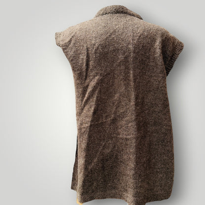 hand knitted / brown wool button up vest / m (3916143607414331765)