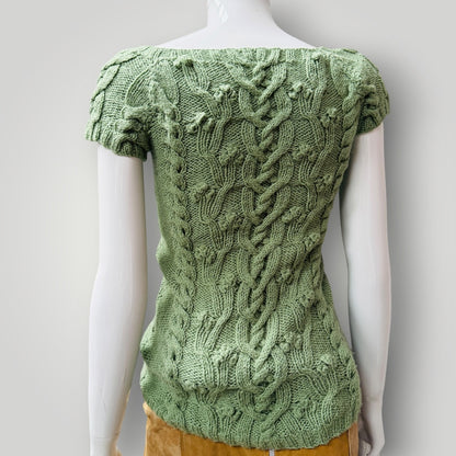 hand knitted / green wool top / s (3916143618146936646)