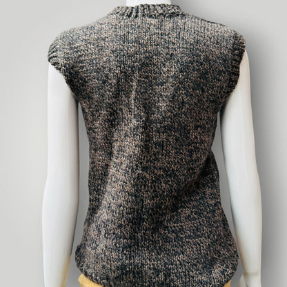 hand knitted / brown wool sleeveless vest / s (3916143629808621268)