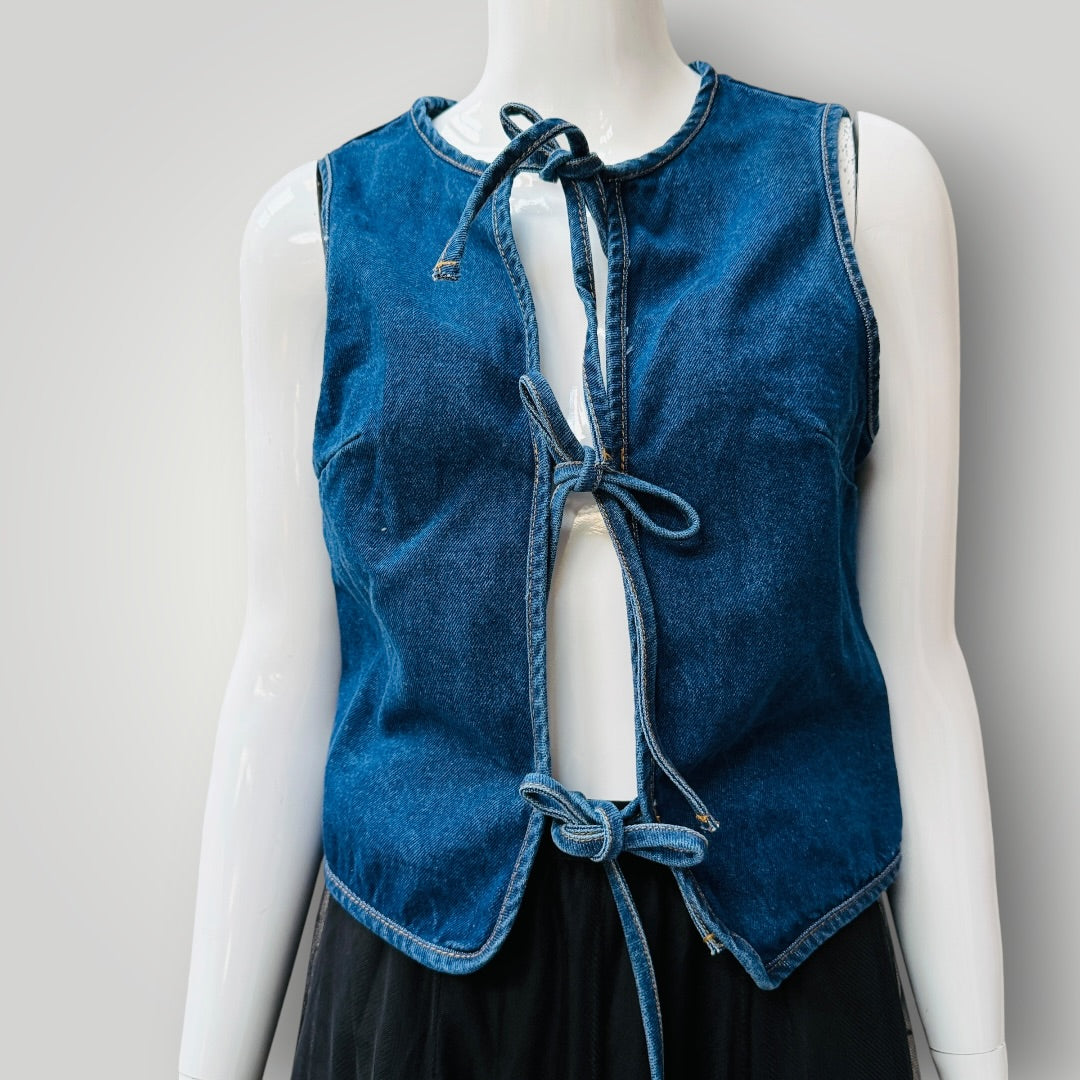 MISSGUIDED / Tie Front Sleeveless Denim Top / m (3916551961005966584)
