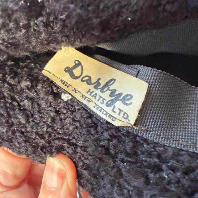 1960s nz vintage / DARBYE / faux fur Astrakhan bucket hat / s (3916639255567588077)