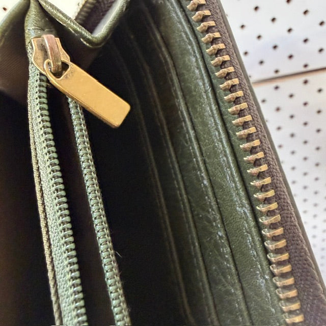 FOSSIL / Logan Zip Around Clutch Wallet / green leather (3916639268079689316)