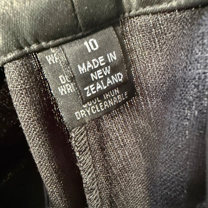 Y2k nz vintage / Natalija Kucija / black flared shorts w wide waistband / 10 (3916639390002107430)