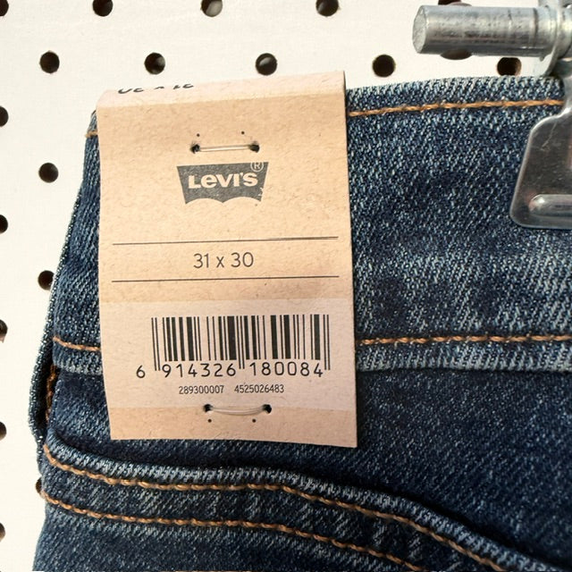 Levi's 505 / dark wash denim jeans / 31 x 30 / new with tags (3916639423724481990)