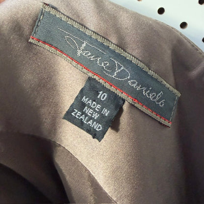 JANE DANIELS / stunning skirt / 10 / made in nz (3917188353922631536)