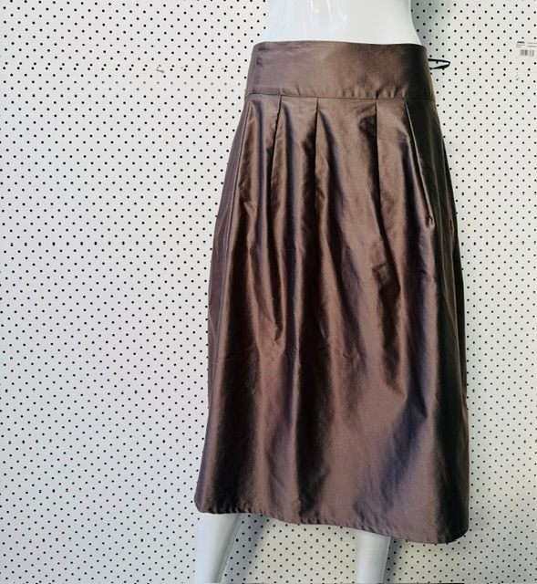 JANE DANIELS / stunning skirt / 10 / made in nz (3917244526326238571)