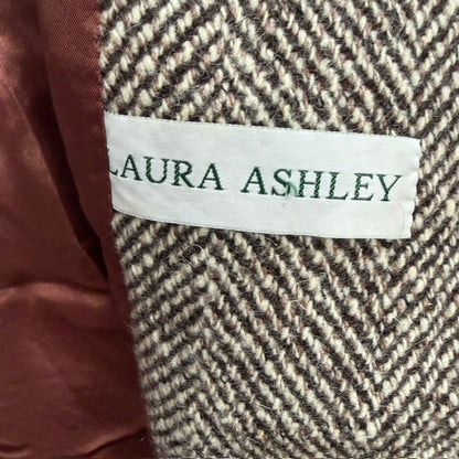 1990s vintage / Laura Ashley /  tweed herringbone wool coat / M/L (3917331711361934204)
