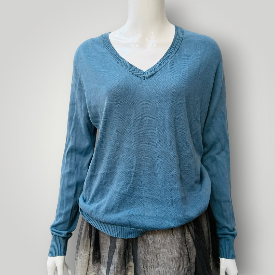 STANDARD ISSUE / blue v neck jumper / s/m (3917700354223056960)