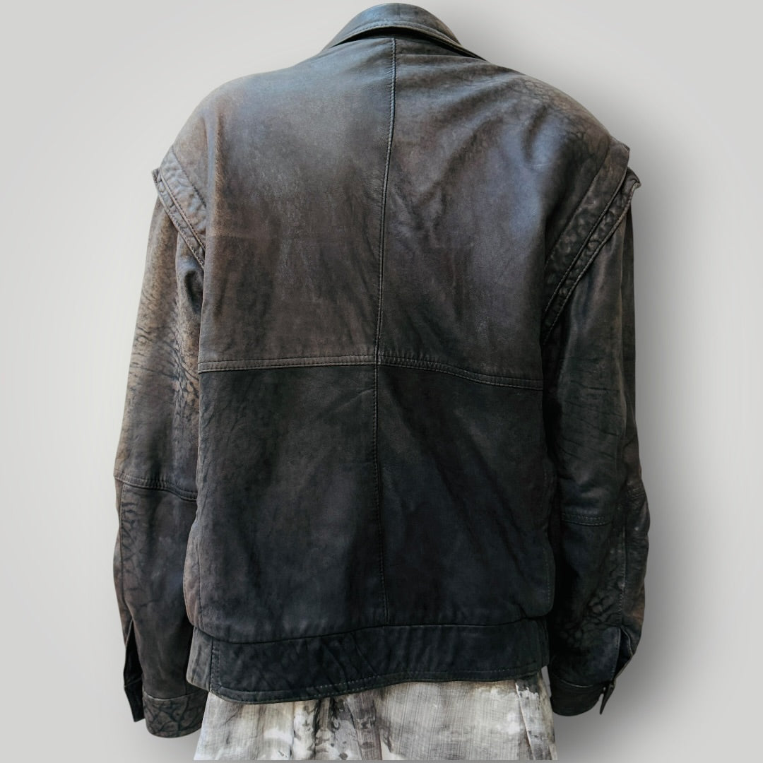1980s nz vintage / LEATHER IMAGE / shaped black leather jacket / 22 (3917700394358729384)