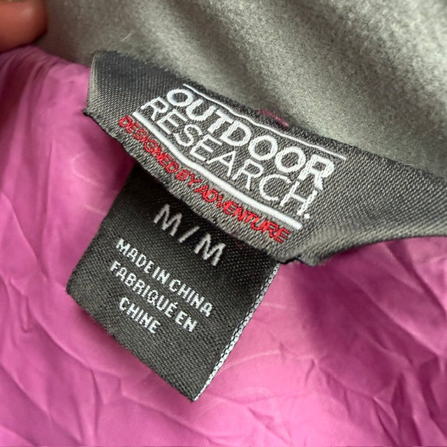 OUTDOOR RESEARCH / primaloft puffer in magenta / m (3917951795113785790)
