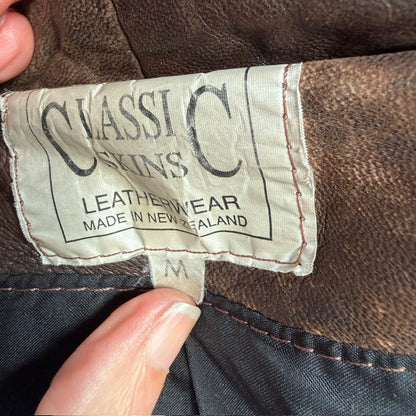 1990s vintage / CLASSIC SKINS / brown leather bomber / m / made in nz (3918464808399775385)