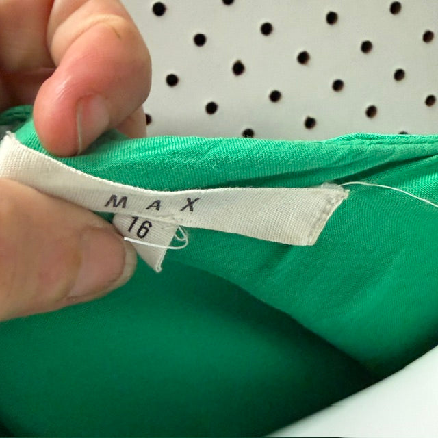 MAX / kelly green silky maxi dress / 16 (3919577355042886369)