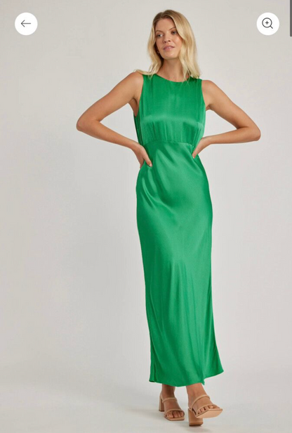 MAX / kelly green silky maxi dress / 16 (3919581521610431955)