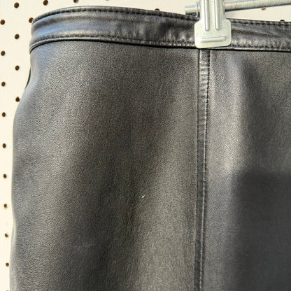 y2k vintage / MICHEL ANTONI / black leather skirt / 18 (3919663000515952494)