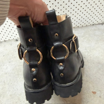 KATHRYN WILSON / flat leather ankle boots / 38 (3919745903382697804)