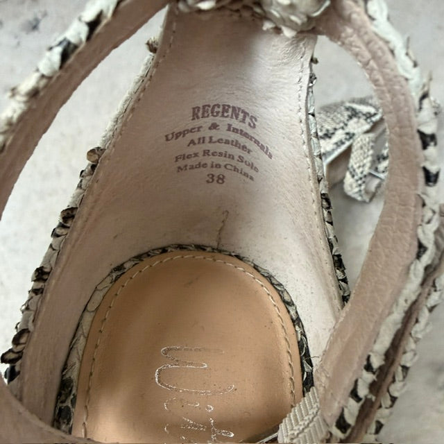WITTNER / snakeskin leather heels / 38 (3919745946983252792)