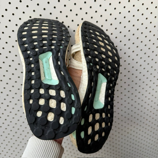 Stella McCartney x ADIDAS / Ultraboost Metallic Gold / Rose Gold sneakers / 40 (3919745964792607780)