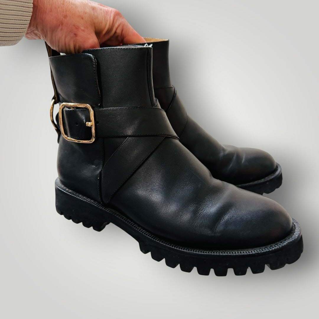 KATHRYN WILSON / flat leather ankle boots / 38 (3919746155031019343)