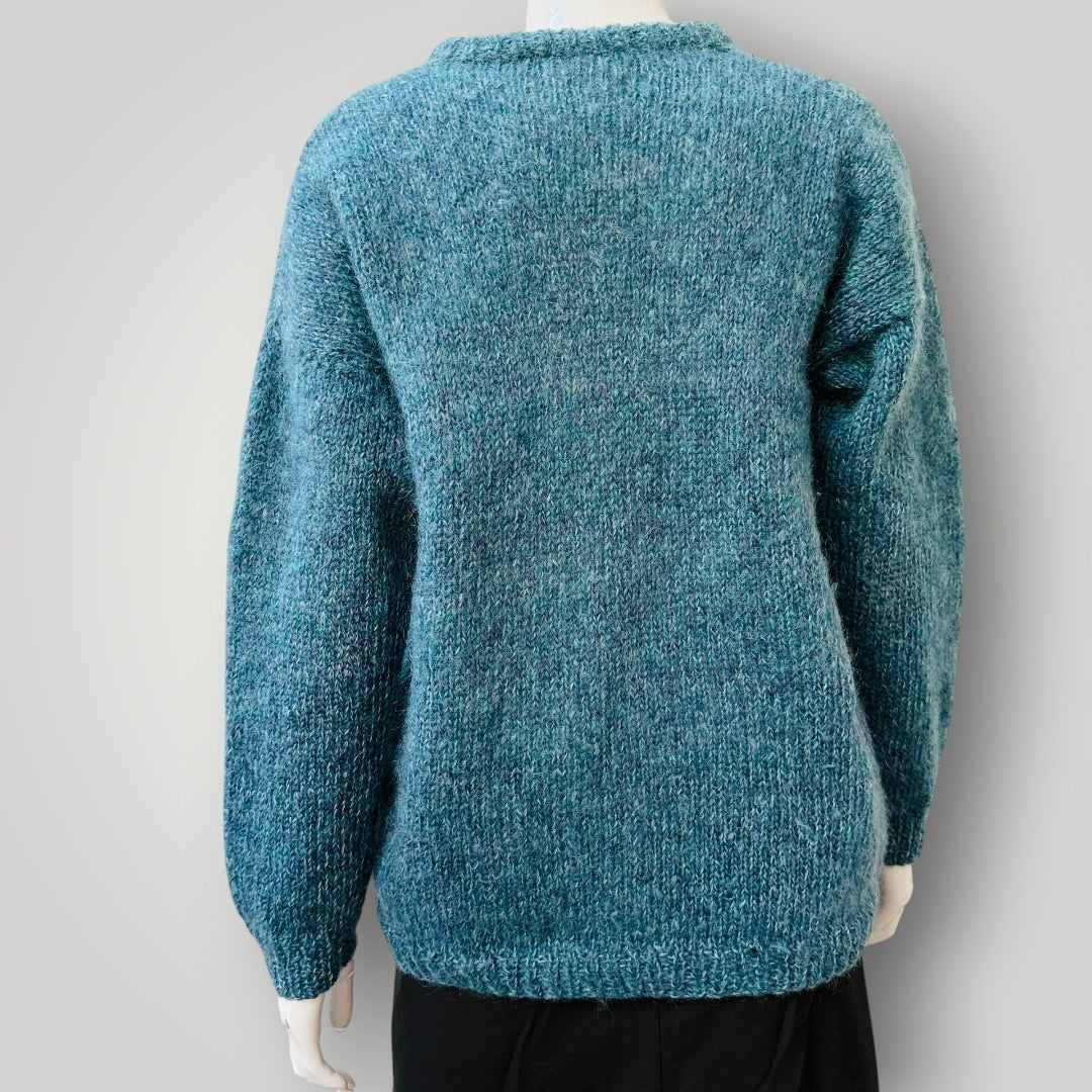 hand knitted / soft wool jumper / blues / s (3920179577614343287)