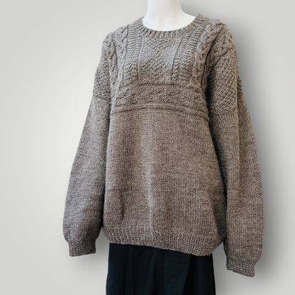 hand knitted / undyed brown wool jumper / L (3920179579509274552)