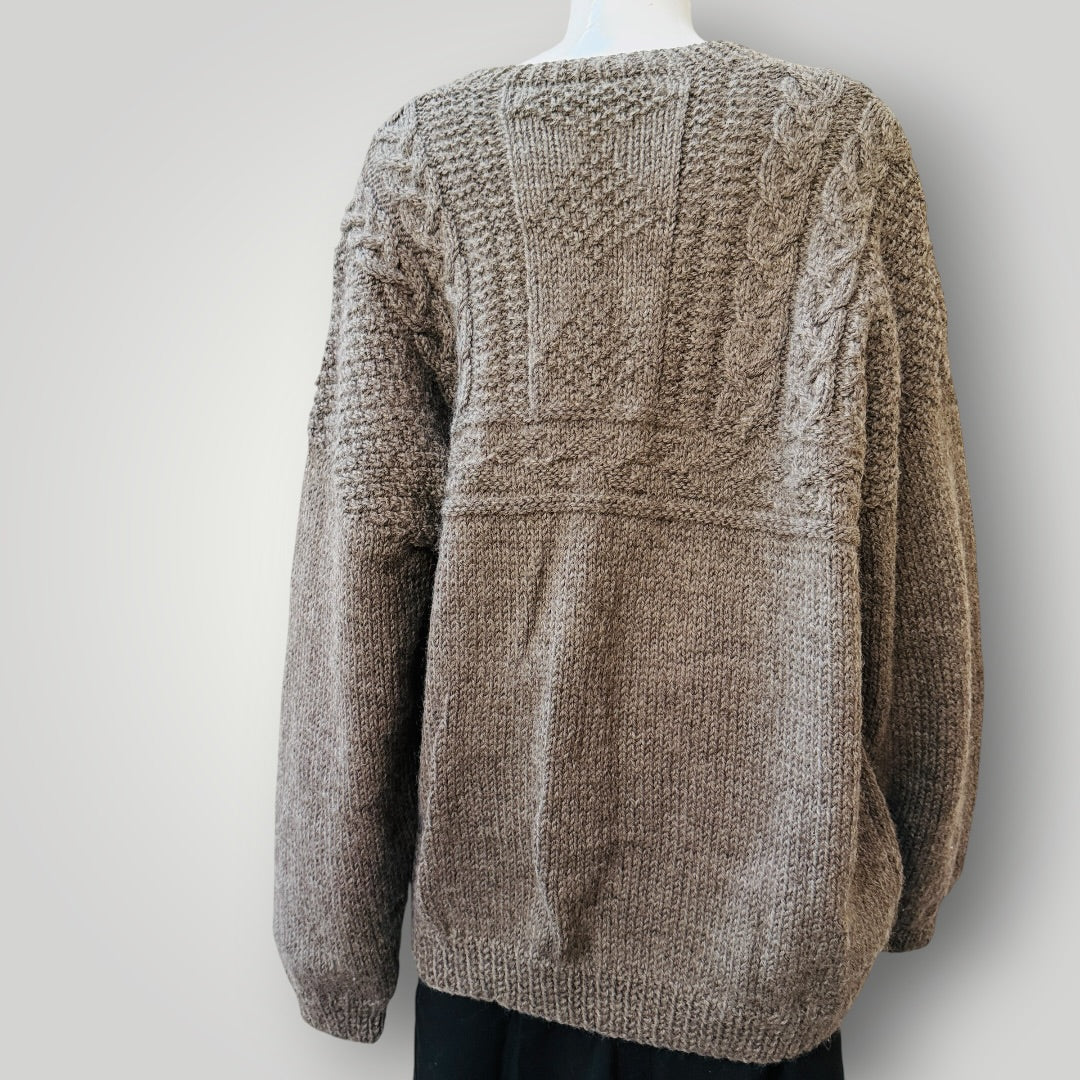 hand knitted / undyed brown wool jumper / L (3920179583575156094)