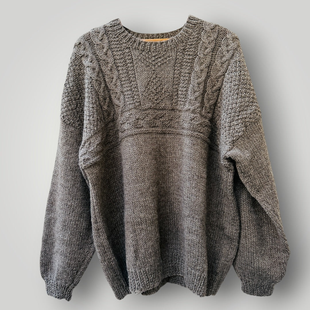 hand knitted / undyed brown wool jumper / L (3920179634890726267)