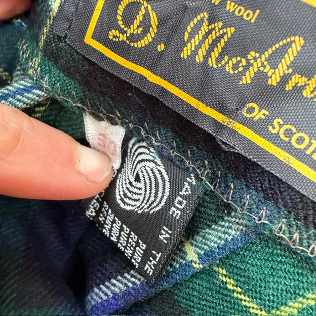 1980s vintage / D. McArthur of Scotland / kilt skirt / 100% pure new wool / 30 (3920711547521028088)