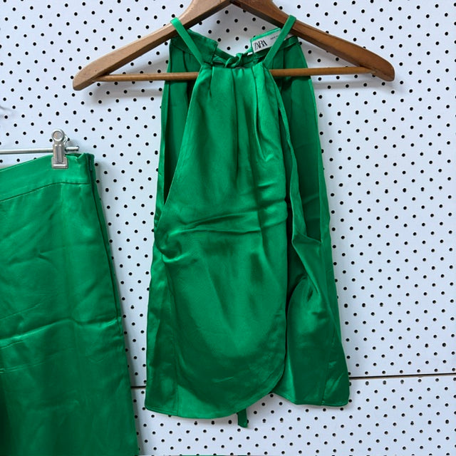 ZARA / kelly green satin top and pants / s (3920797658216636077)