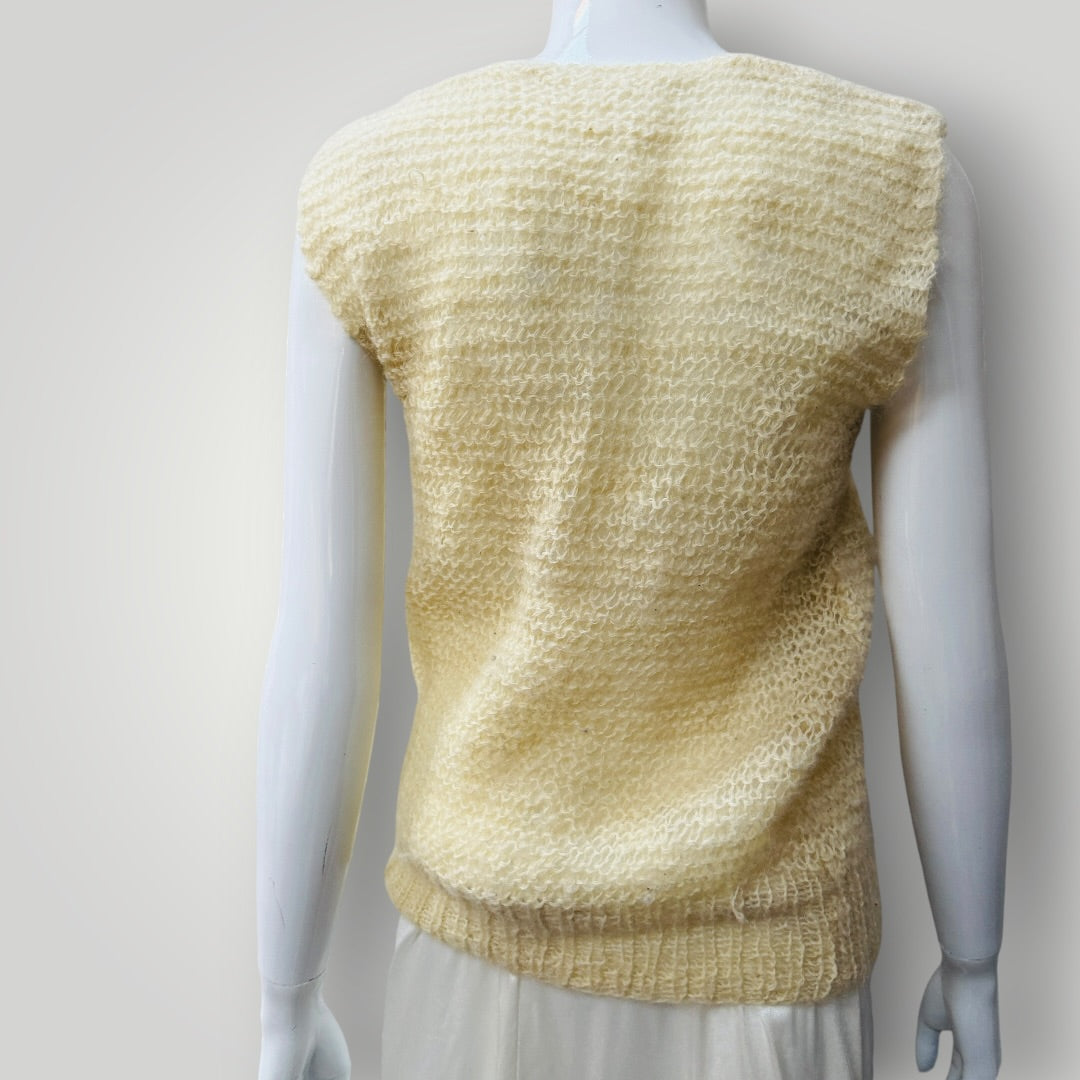 handmade / knitted wool vest / cream / s (3920797891831659139)
