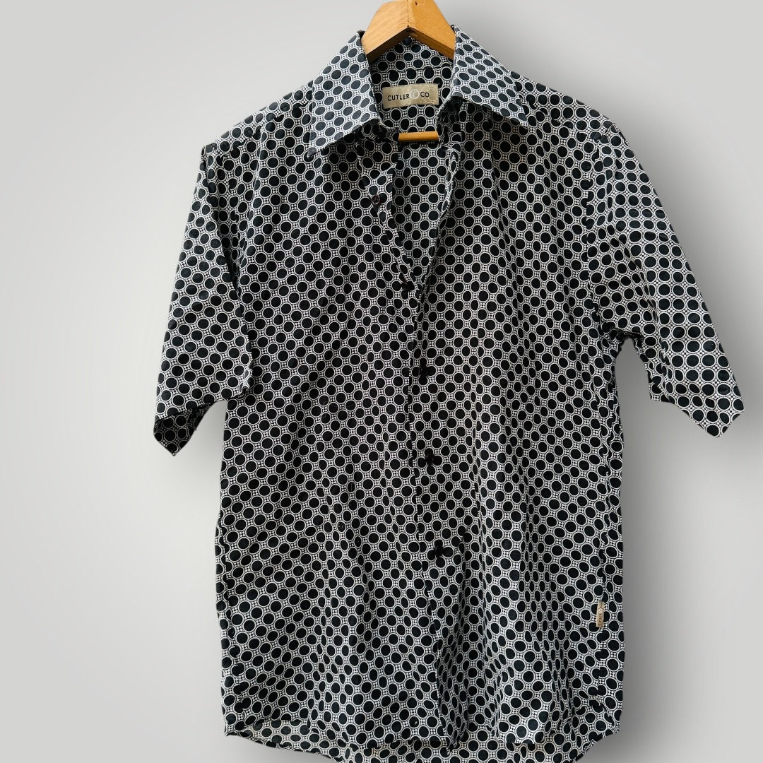 CUTLER + CO / geometric patterned short sleeved cotton shirt / S (3922008001874472285)