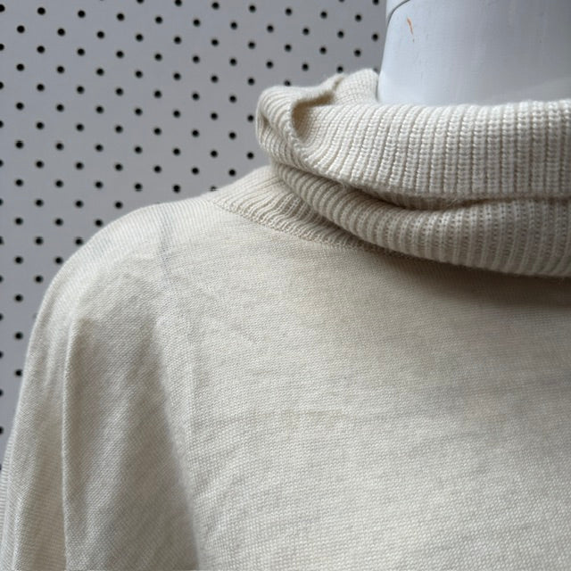 TRENERY / pure wool high necked jumper / L (3922093976084128884)
