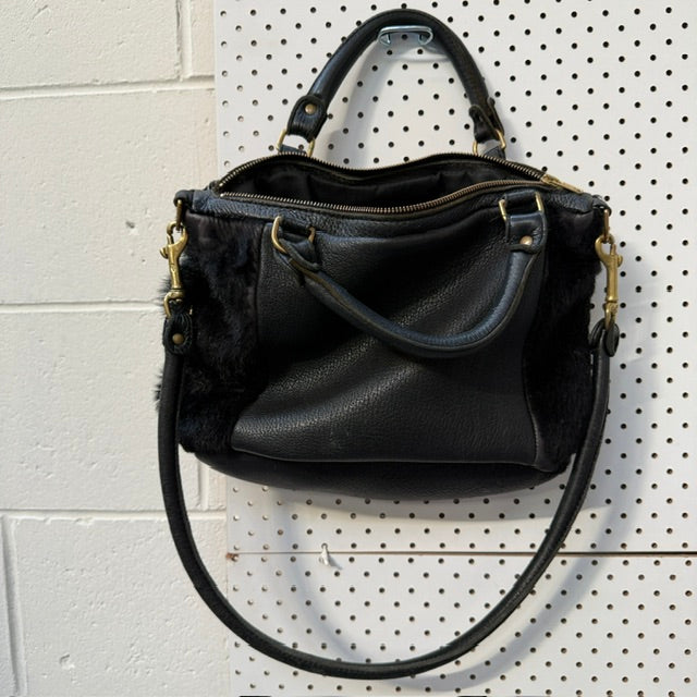 DEADLY PONIES / mr panther in fur / leather bag (3922603860376173849)
