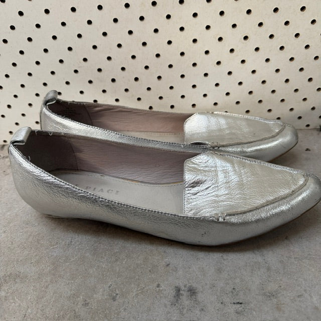 Mi Piaci / silver flats / 40 (3922603952729748769)