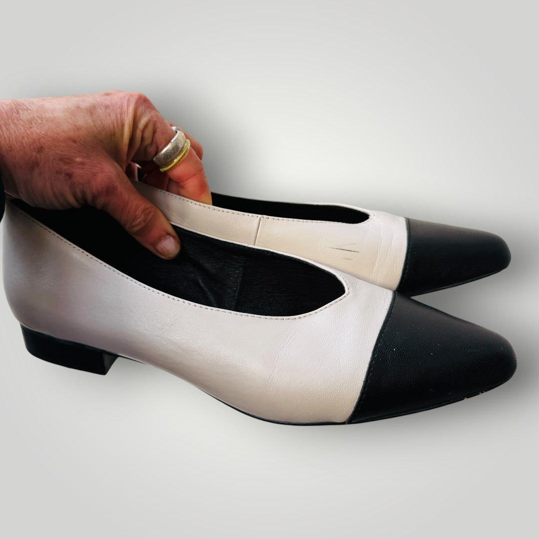 Mi Piaci / "V-Neck" Cap Toe Ballet Flats / 39 (3922604052887157285)
