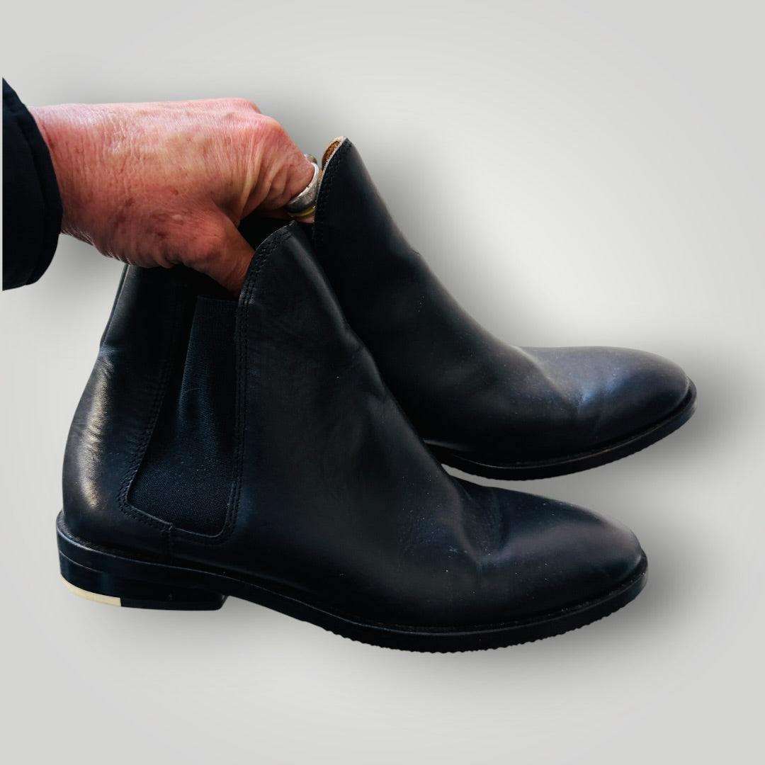 EVERLANE / modern chelsea boot / leather / 7 (3922604083308690144)