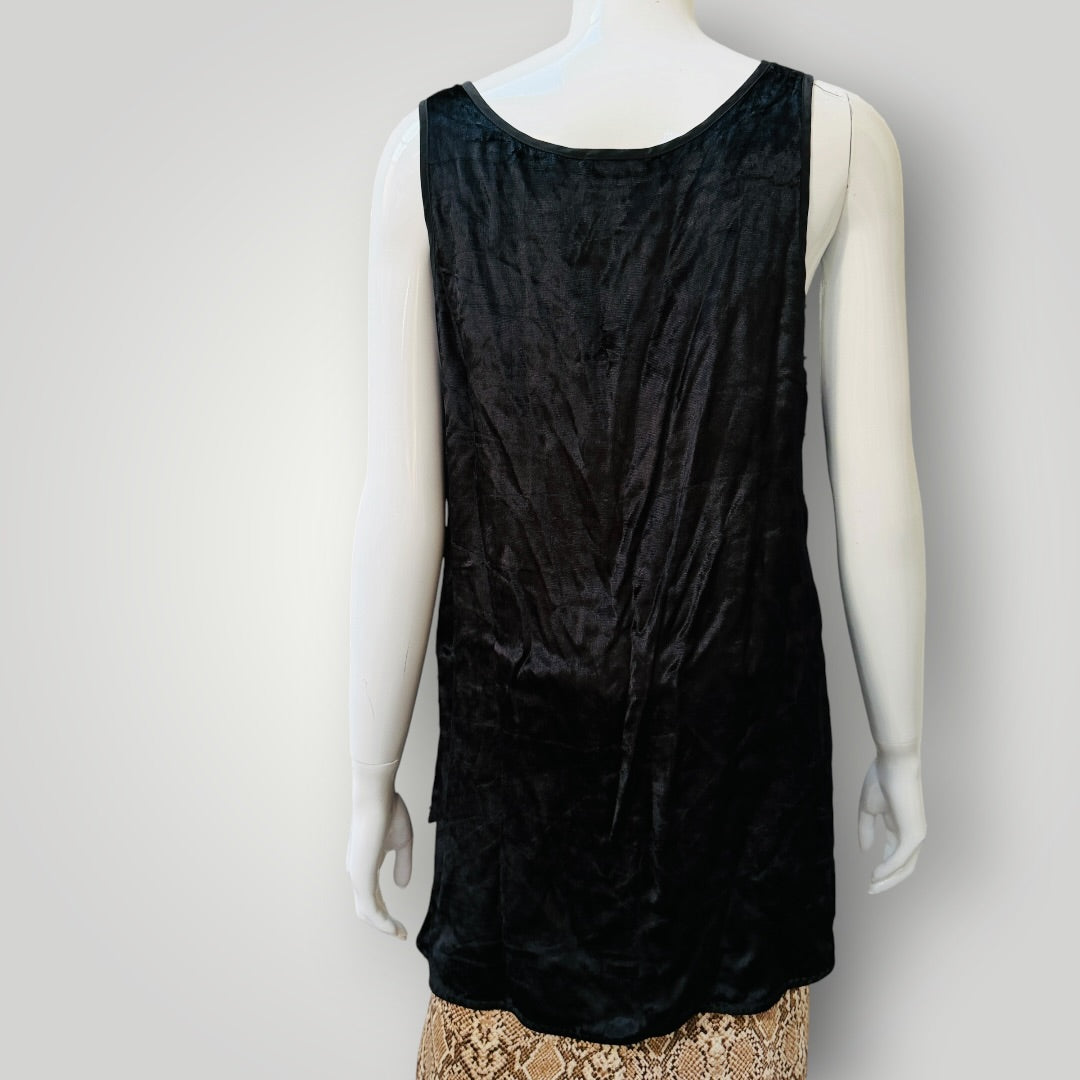 JULIETTE HOGAN / velvet tank / 14 (3923222586567735360)