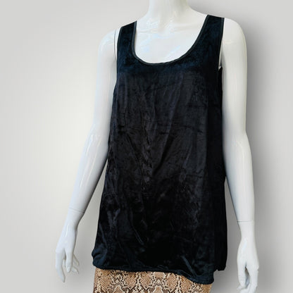 JULIETTE HOGAN / velvet tank / 14 (3923222587515409921)