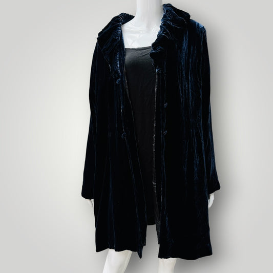 VERGE / 'odette' coat in navy silk velvet / XL (3923740334681898489)