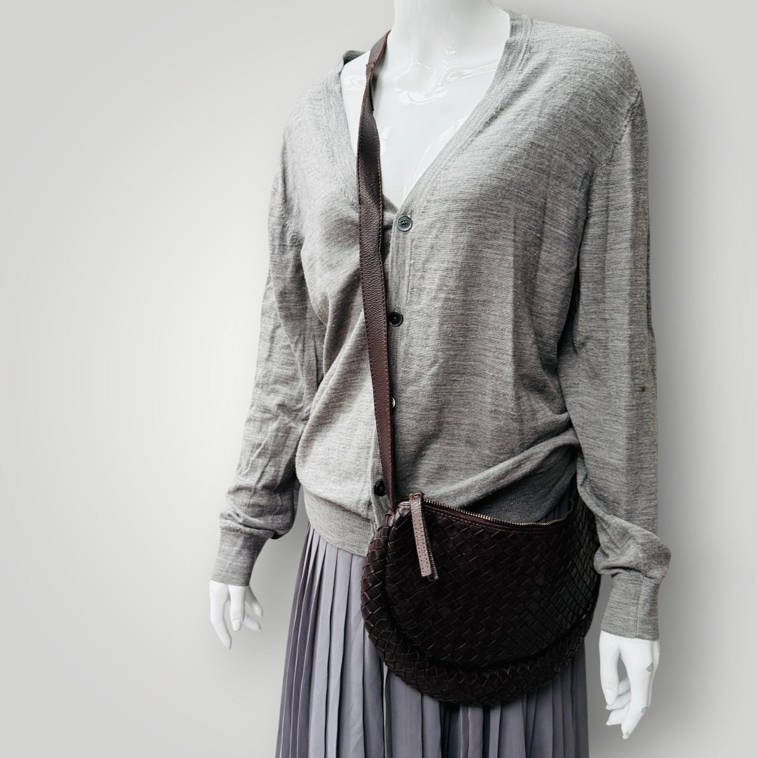 JUJU + CO / Basque slouchy cross body bag in woven leather (3923827511553725808)