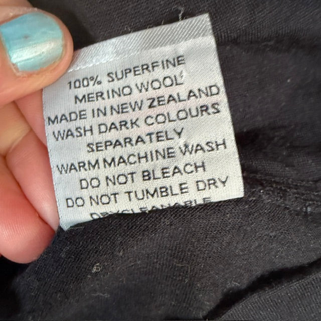 STONE HILL / merino top / L / made in nz (3923894410807211914)