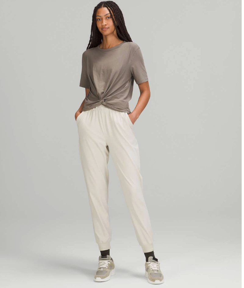 LULULEMON / Crescent T-Shirt / s (3923896461772616832)